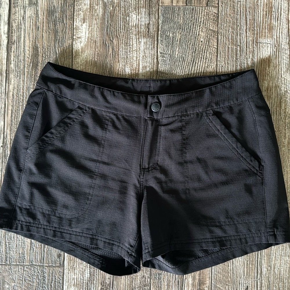 THE NORTH FACE WOMEN COMFY SHORTS, SIZE 8